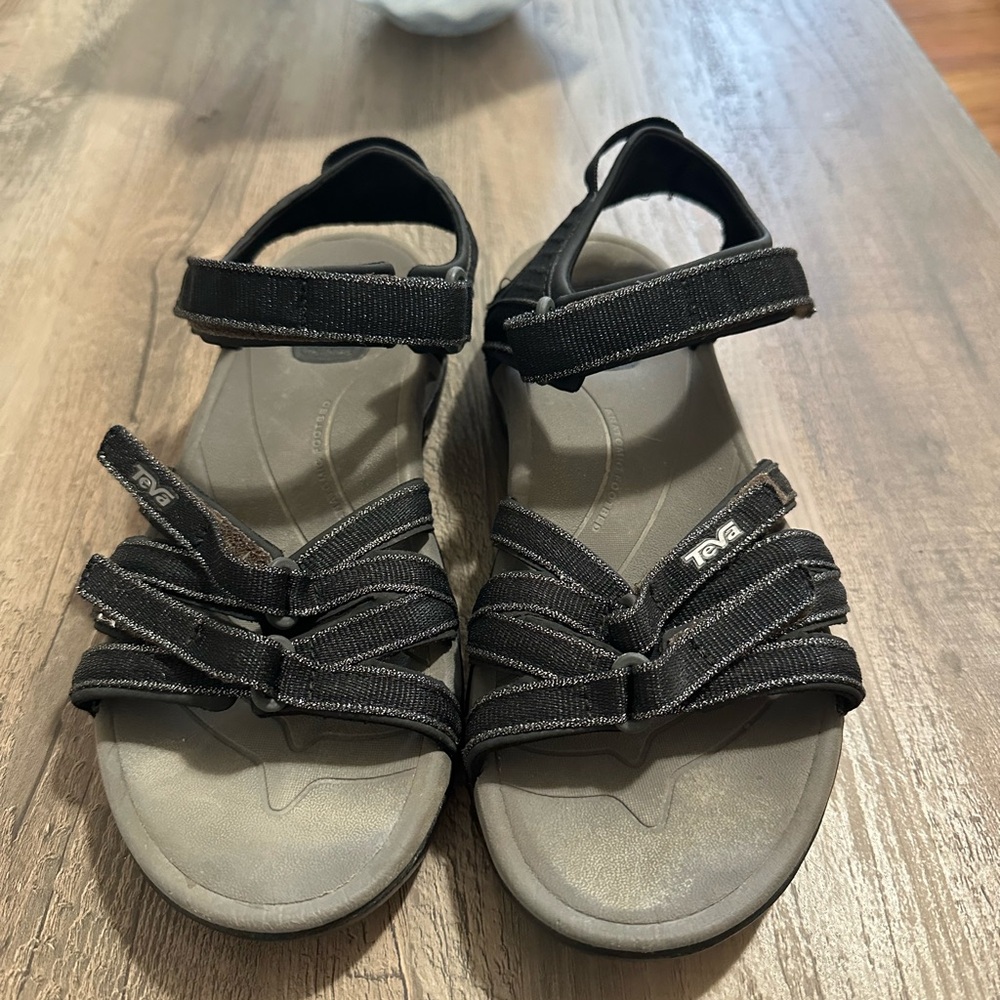 TEVA WOMEN TIRRA PALM BLACK  MULTI SPORTS SANDAL US 8